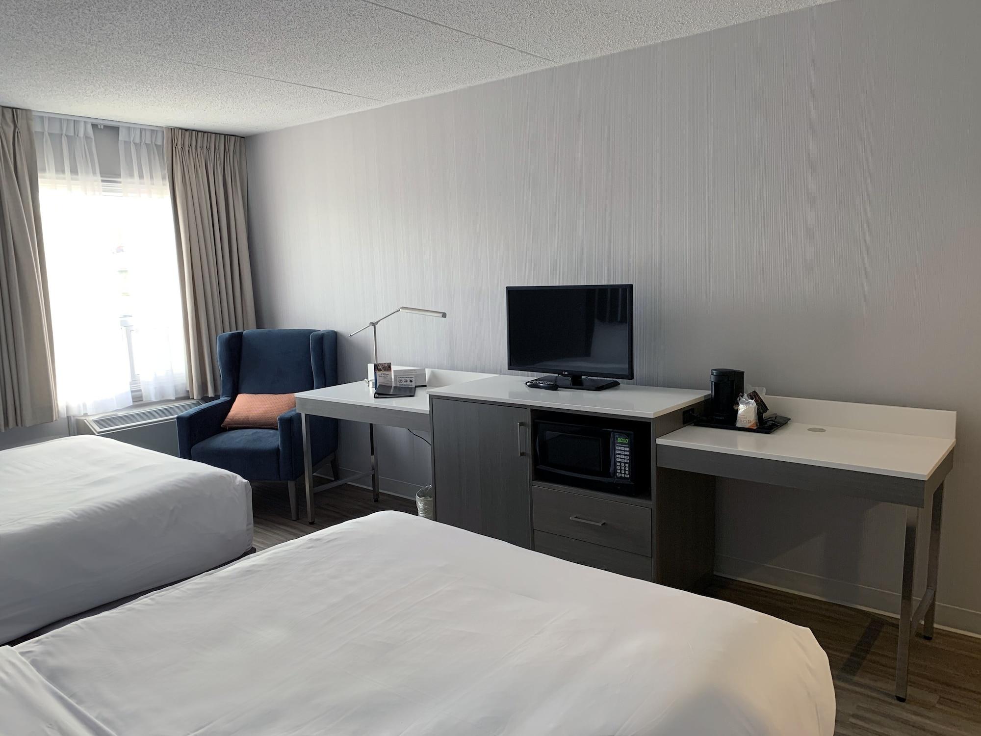 Quality Inn Airport West Mississauga Buitenkant foto