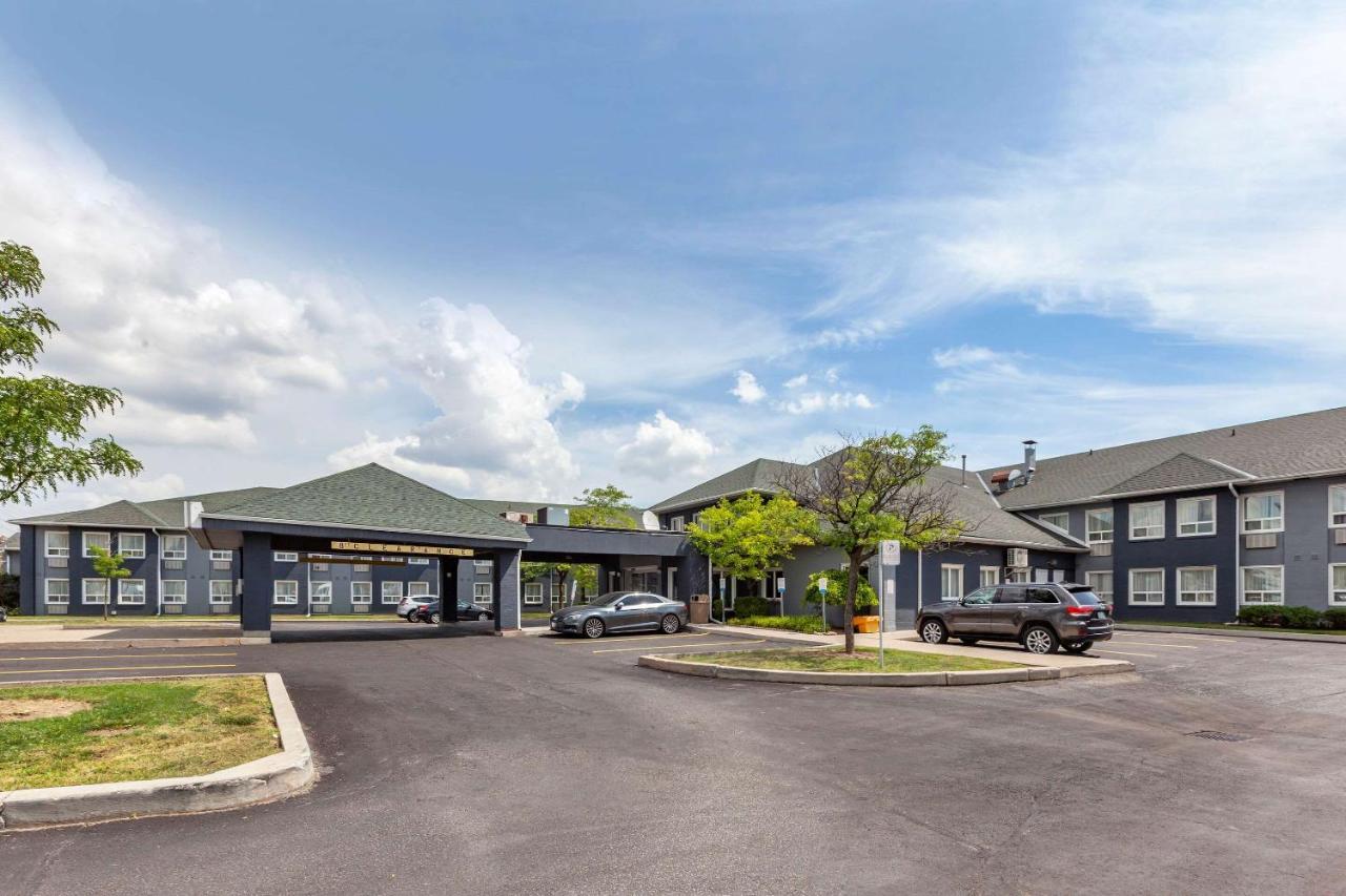 Quality Inn Airport West Mississauga Buitenkant foto