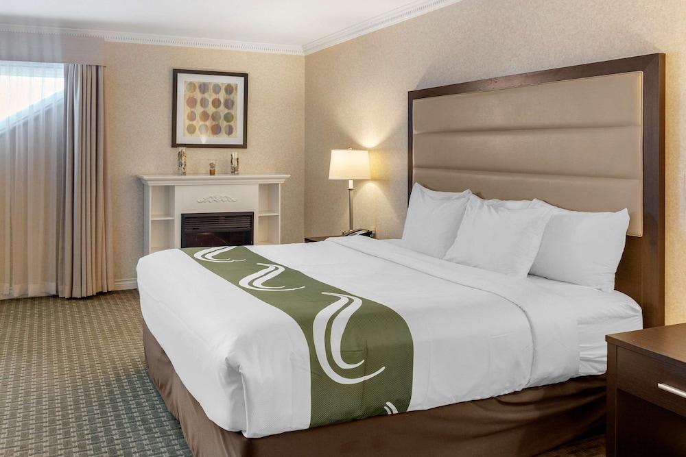 Quality Inn Airport West Mississauga Buitenkant foto
