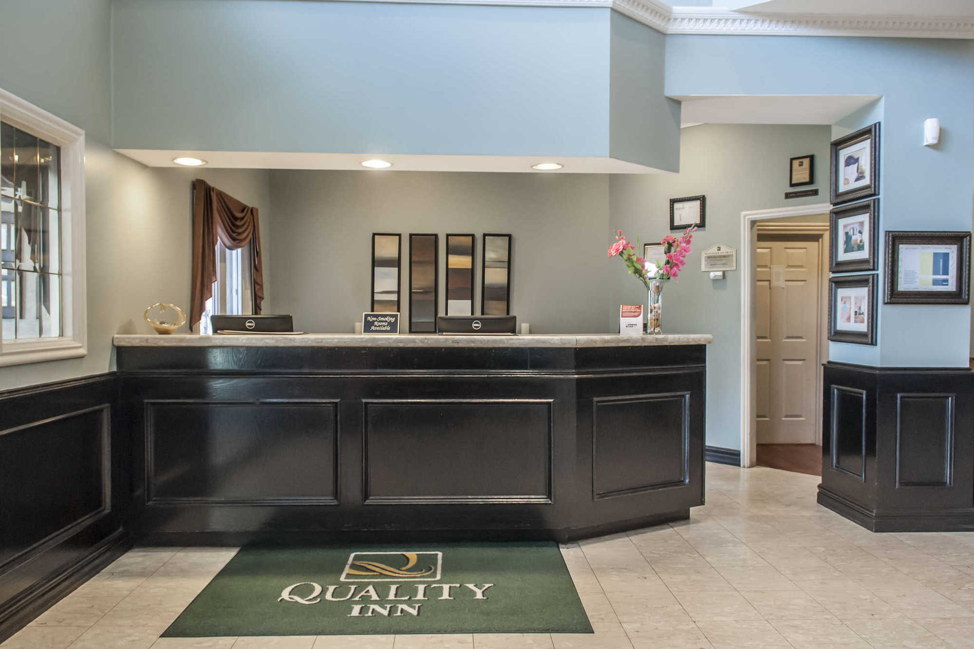 Quality Inn Airport West Mississauga Interieur foto