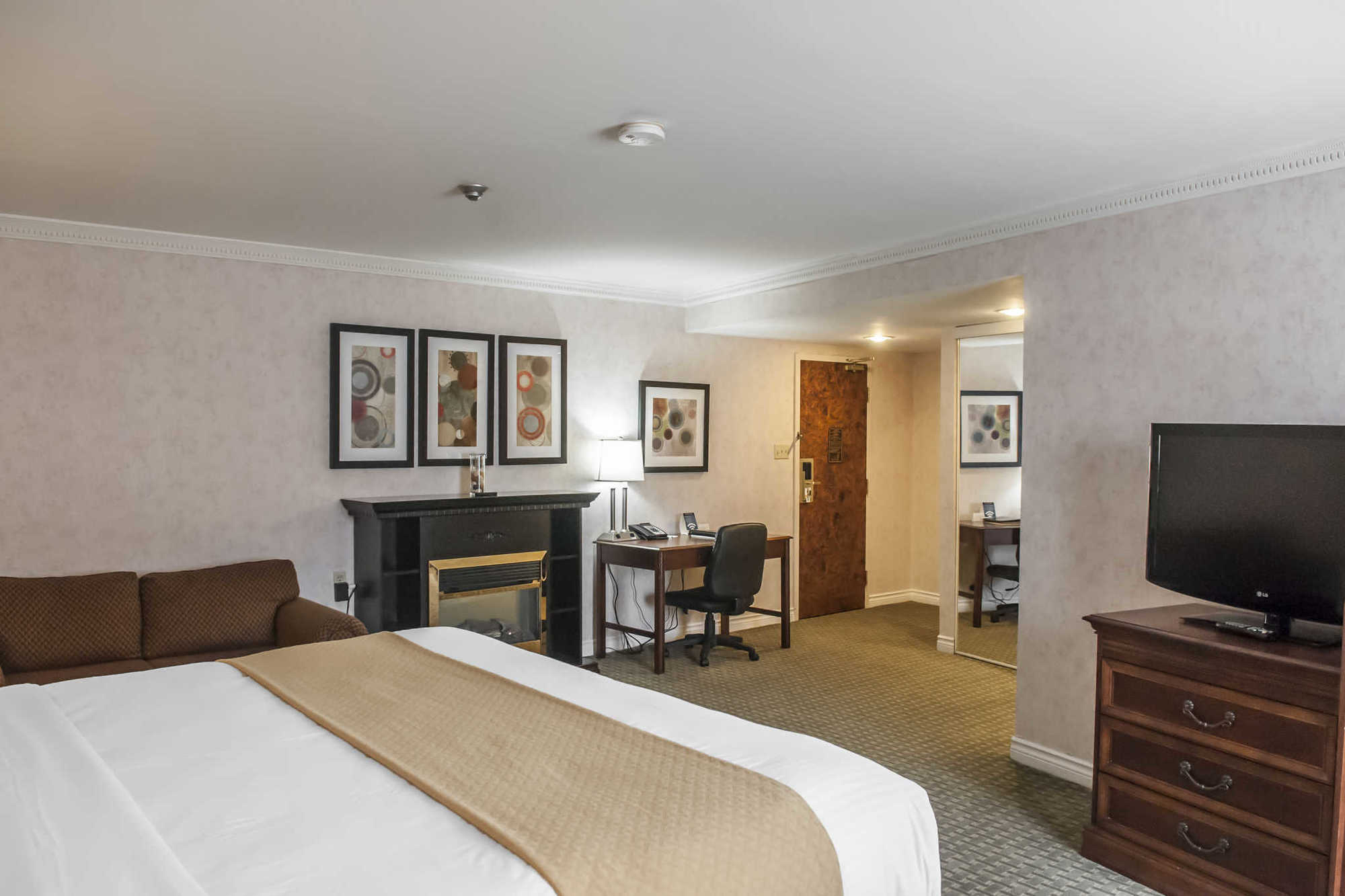 Quality Inn Airport West Mississauga Kamer foto