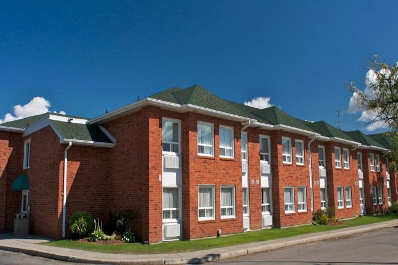 Quality Inn Airport West Mississauga Buitenkant foto